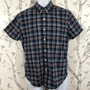 Abercrombie & Fitch button down short sleeve shirt